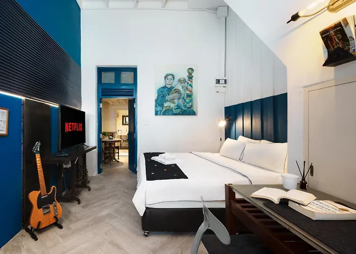 Non Entire Historic 5 Bedroom Riverside Shophouse Near Iconsiam For Families And Groups *